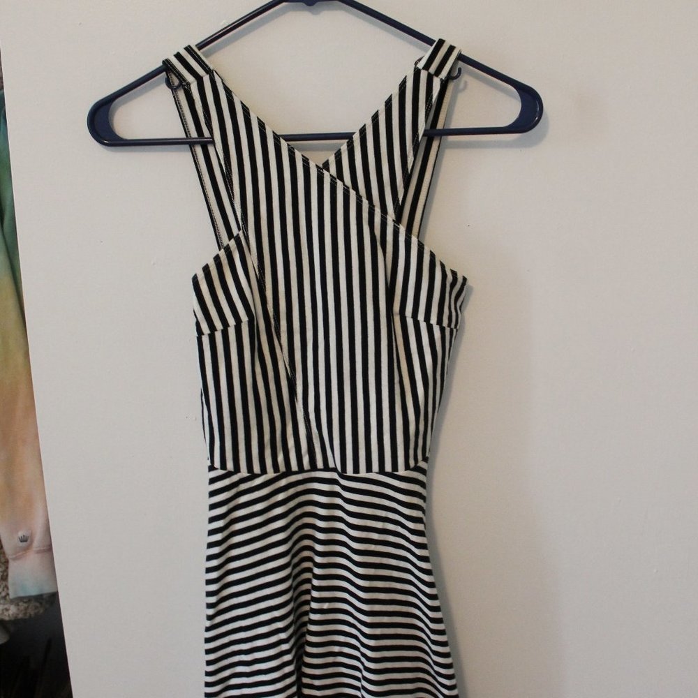 Hollister Black/White Dress XS